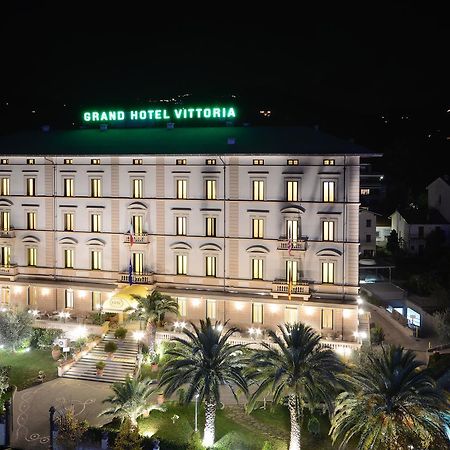 Grand Hotel Vittoria Montecatini Terme Exterior photo